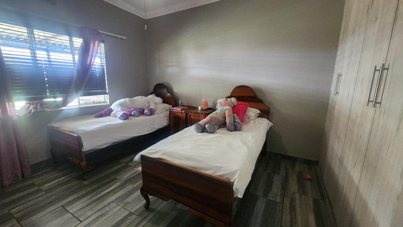 4 Bedroom Property for Sale in Kwaggafontein Free State
